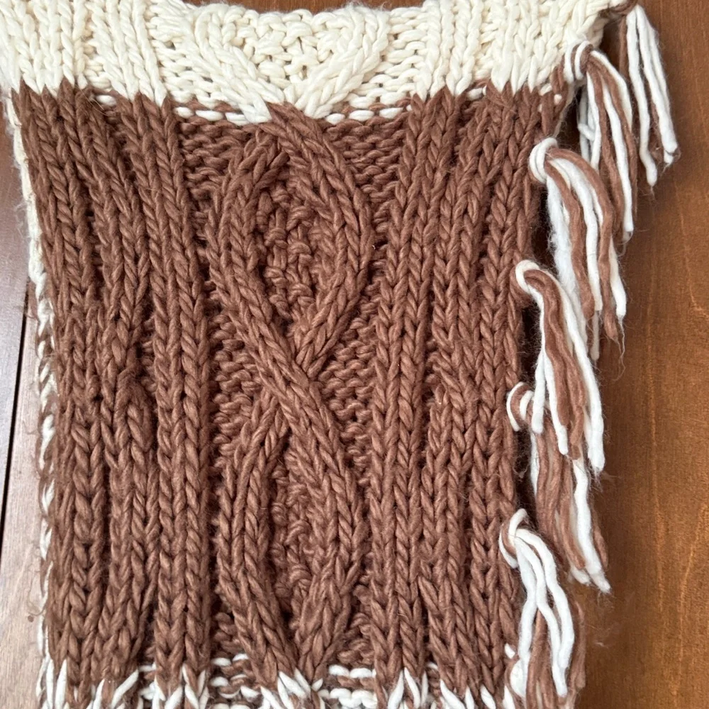 Treasure & Bond Chunky Two-Tone Brown and Cream Cable Knit Fringed Scart